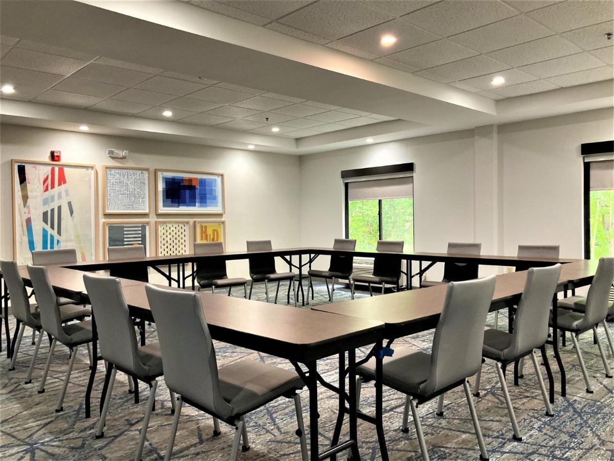 Holiday Inn Express Apex - Raleigh By Ihg Exterior foto