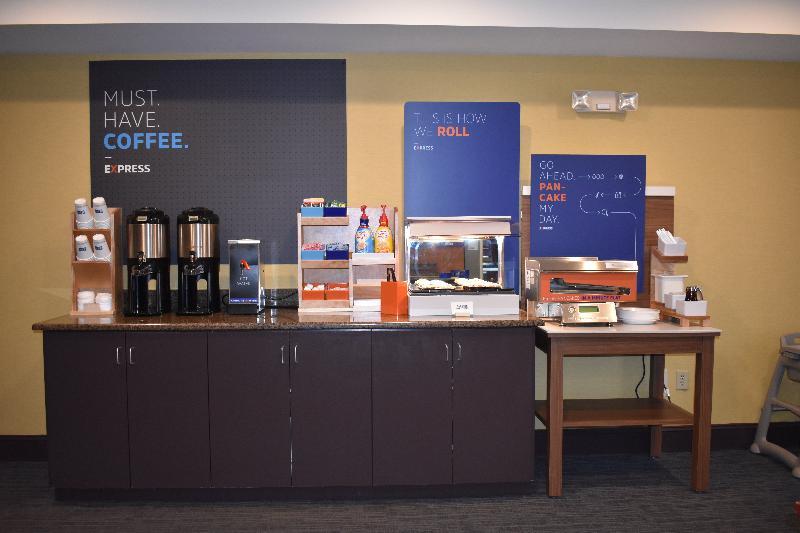 Holiday Inn Express Apex - Raleigh By Ihg Exterior foto
